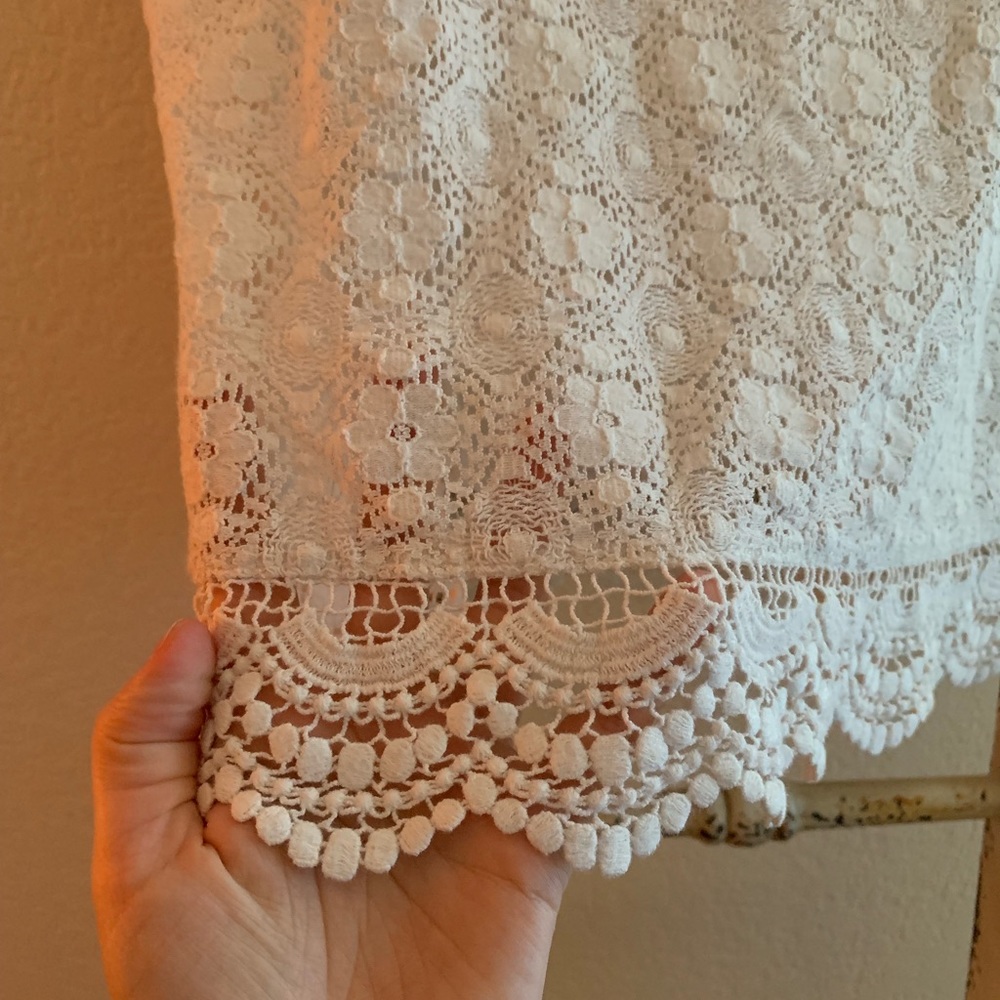 American Eagle Outfitters crop top in white.